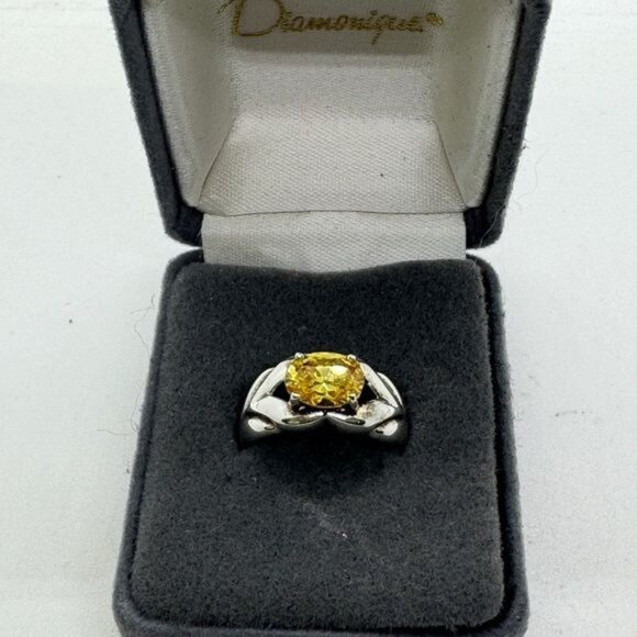 Sterling Silver Diamonique Oval Yellow CZ Ring size 8 Ribbed Sides .925 Vintage - Picture 4 of 10
